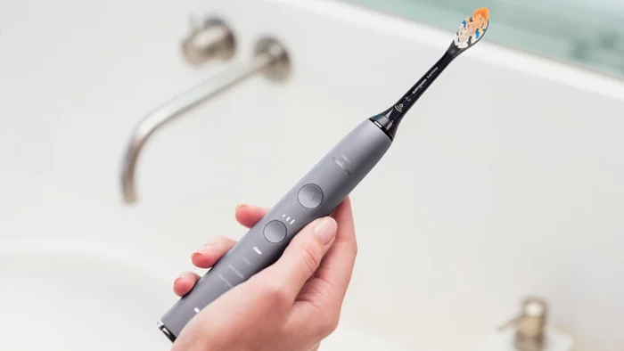 Philips Sonicare DiamondClean Smart 9300 Electric Toothbrush - Gray - Image 3